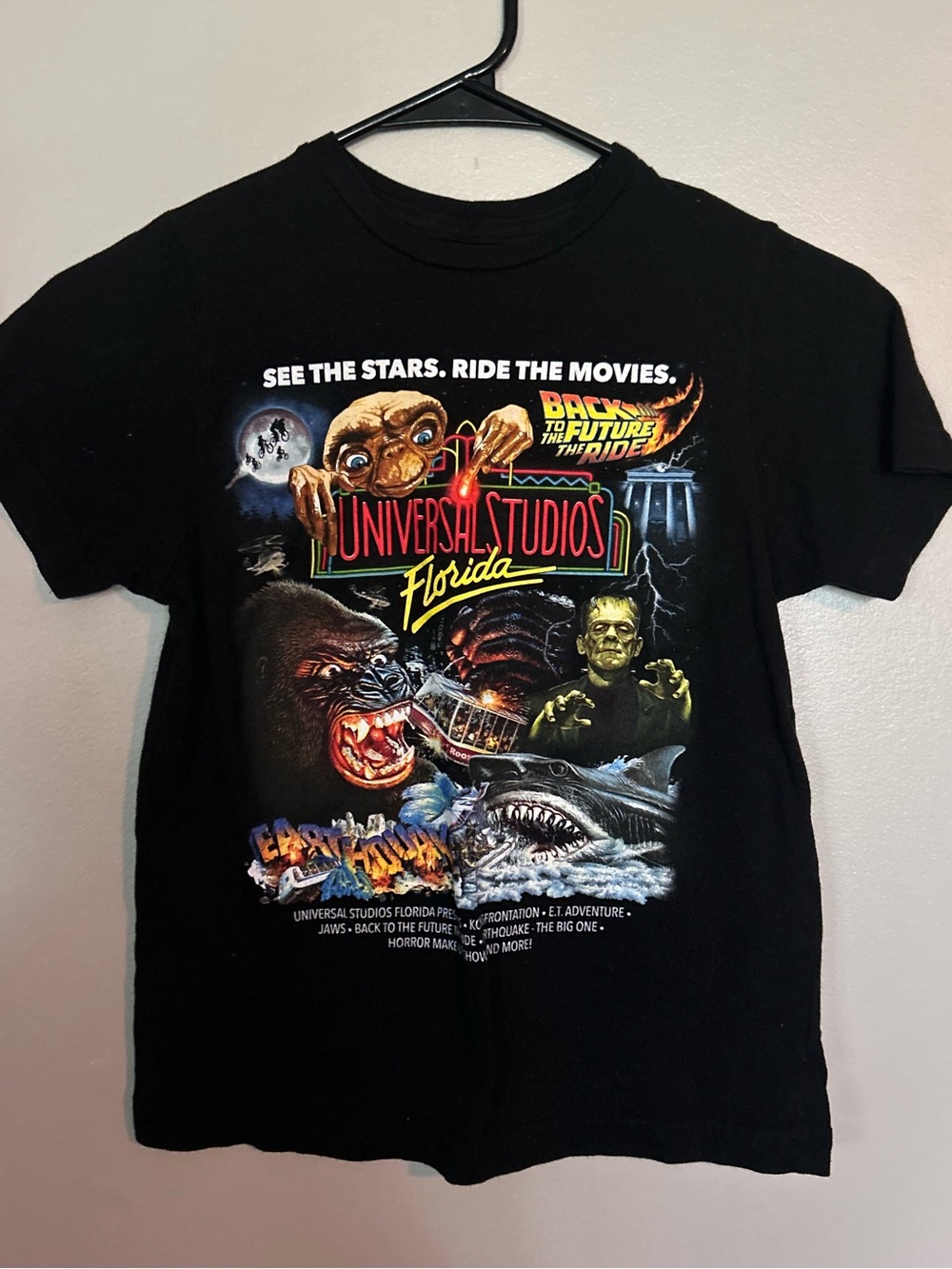 5 for $20! 
Universal Studios Florida Black Graphic Kids T-Shirt